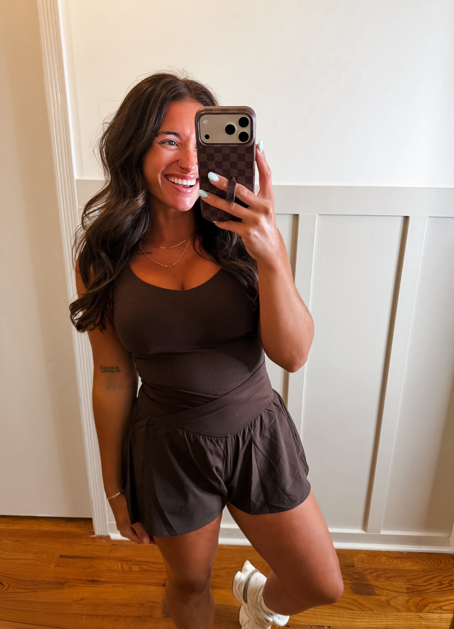 Espresso V Crossover Flared Short