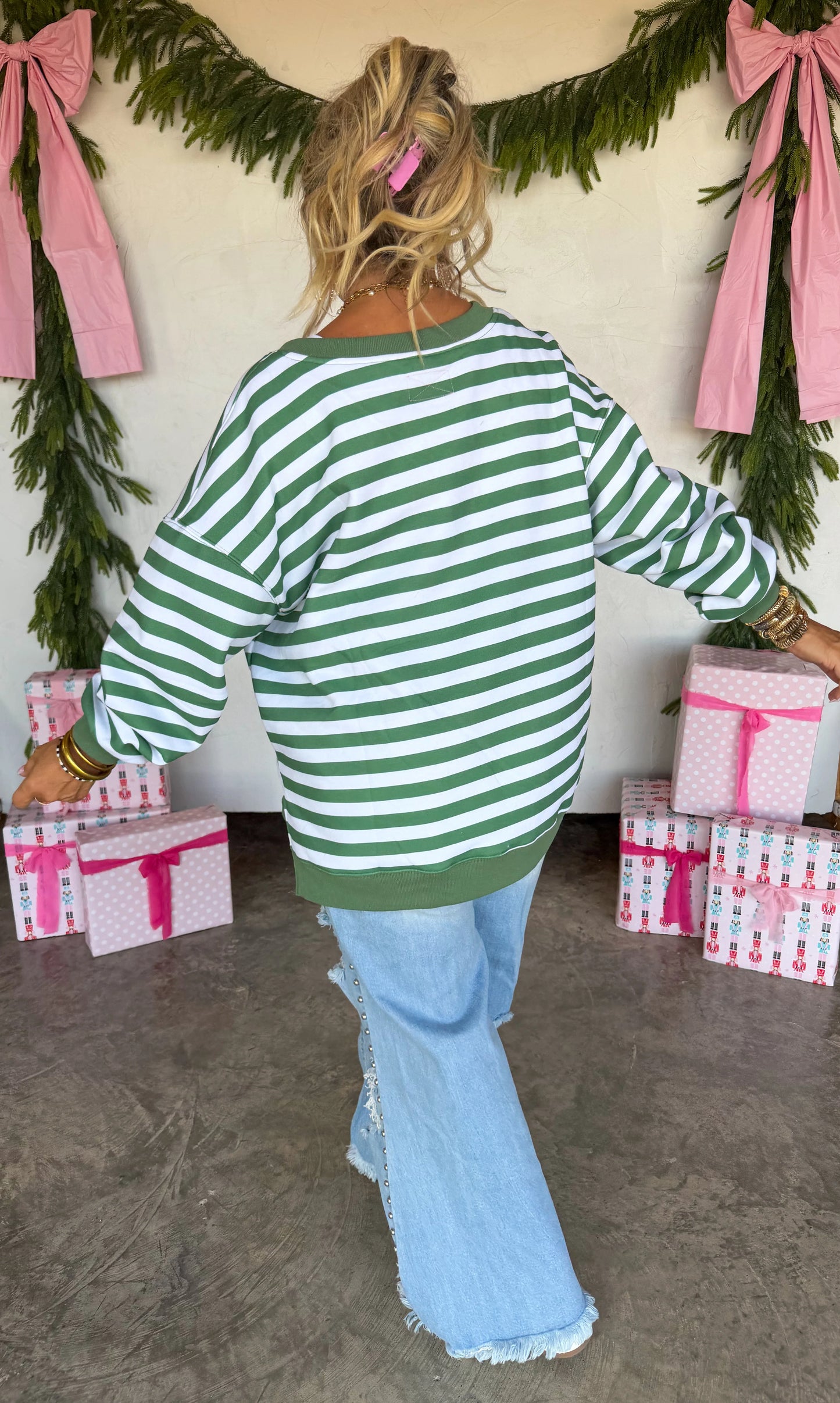 PREORDER- JOLLY & MERRY OVERSIZED PULLOVER