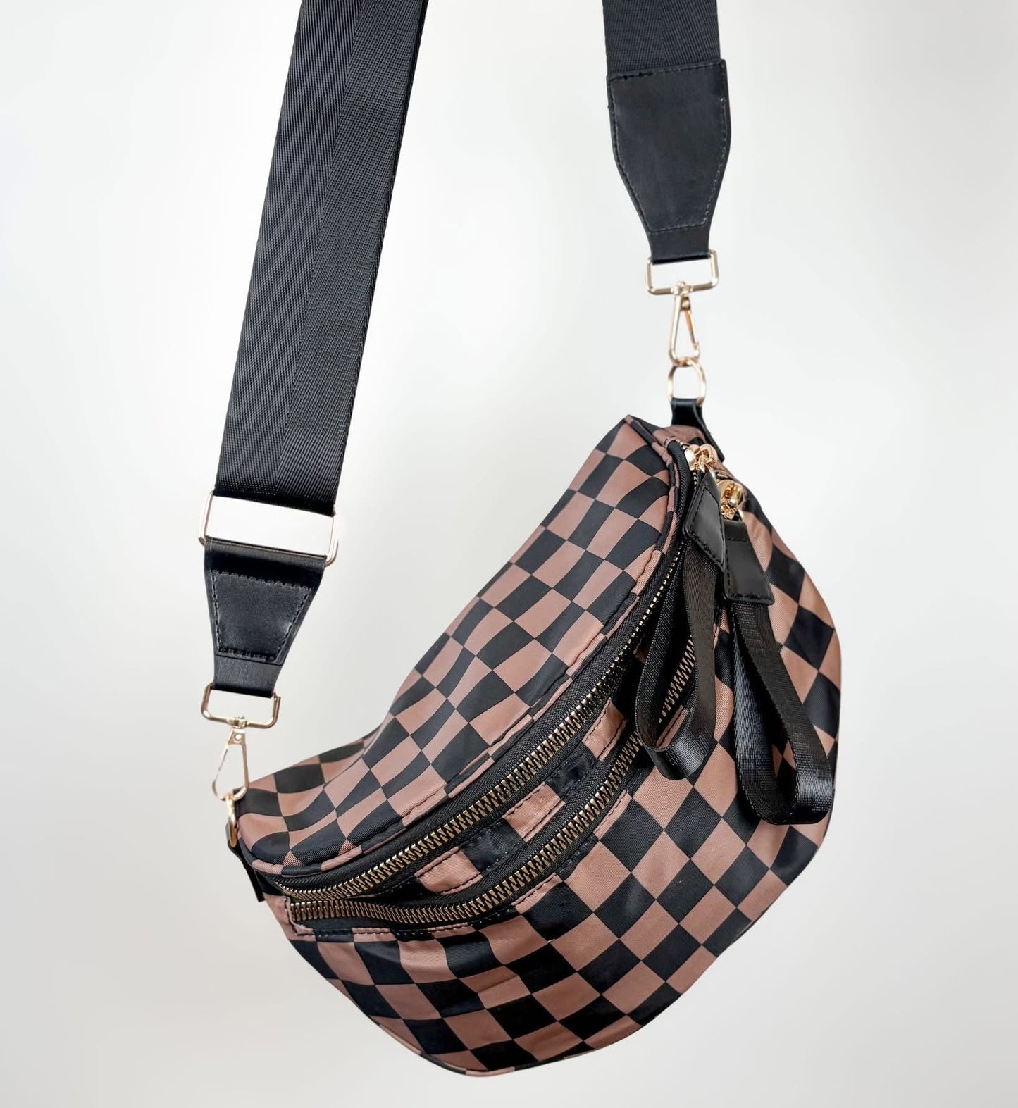 Pre-order CROSSBODY BAG!