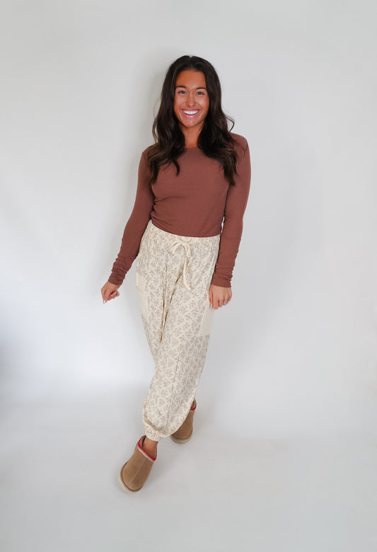 Red Bean Round Neck Fitted Ribbed Knit Long Sleeve