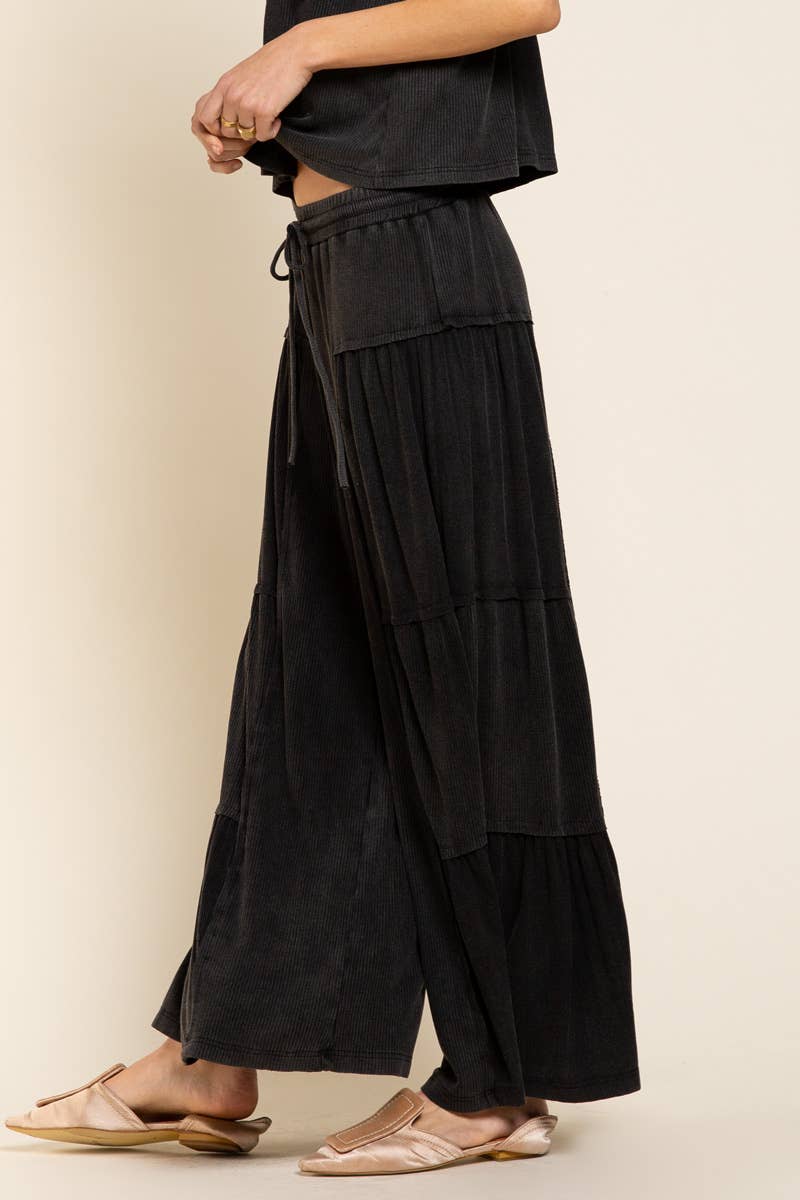 Ribbed contrast fabric knit wide fit pants