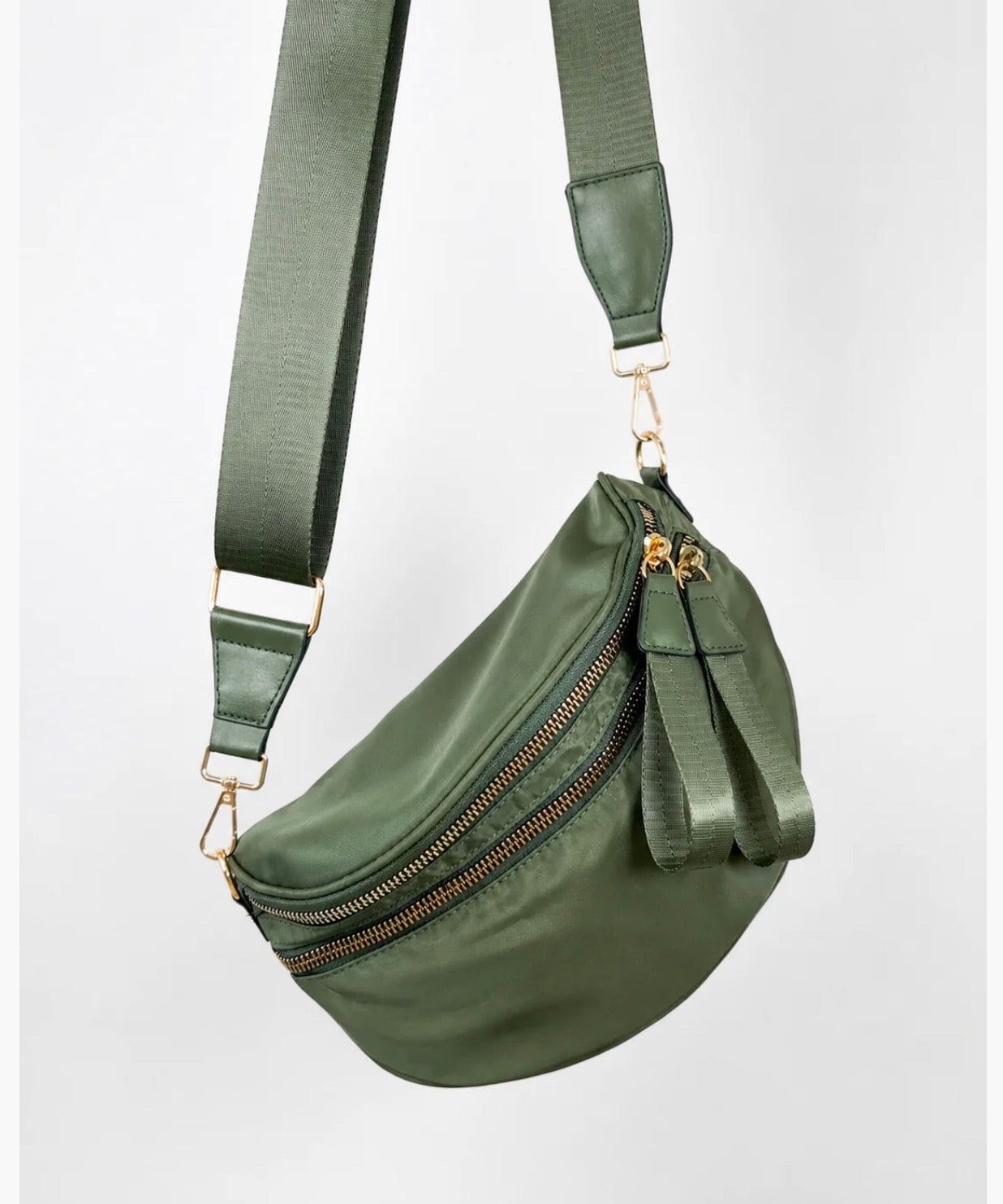 Pre-order CROSSBODY BAG!