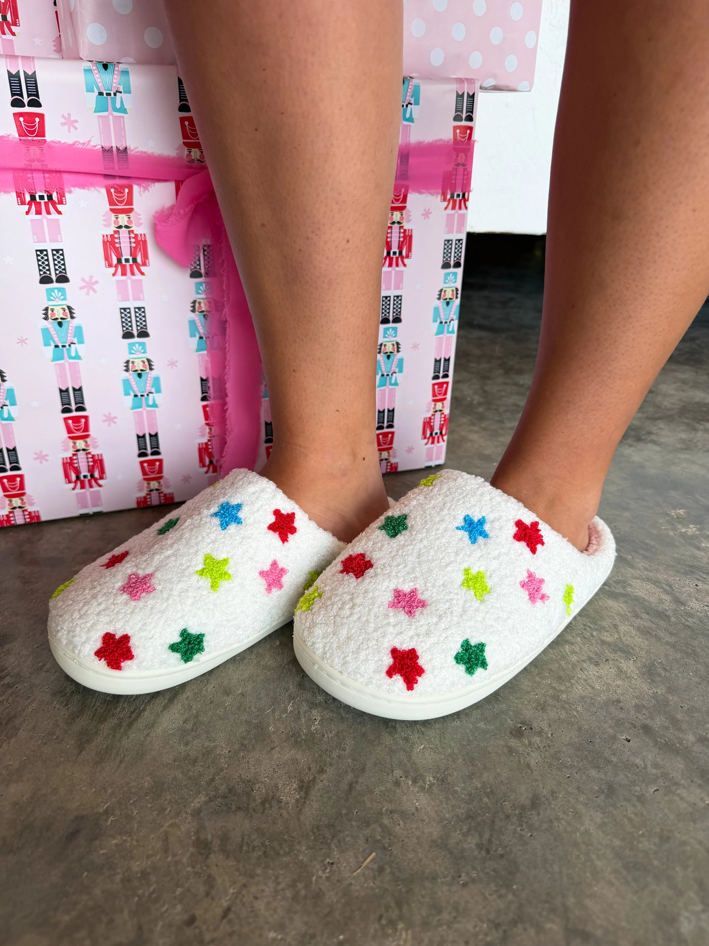 PREORDER- COZY CHRISTMAS SLIPPERS