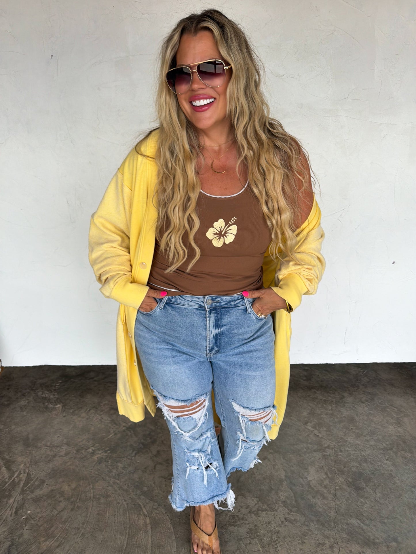 PREORDER- URBAN DISTRESSED CROP JEAN