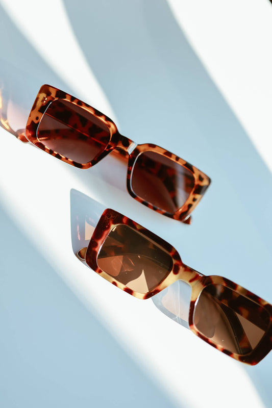 THE ROUX IN TORTOISE